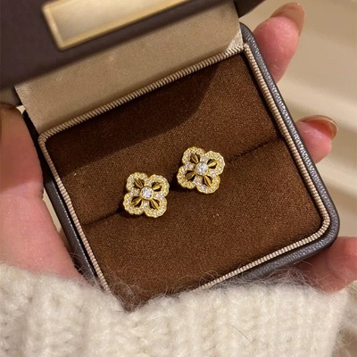 新中式金刚杵四叶花耳钉