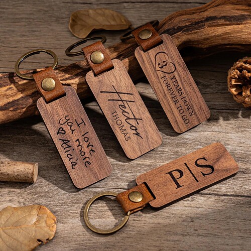 Custom Wood Key Chain 定制名字钥匙扣生日礼物婚礼周年纪念礼物