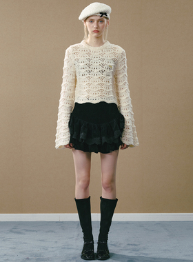 GUO JINGYI2025秋季白色喇叭袖钩织短毛衣黑色灯芯绒蕾丝蓬蓬半裙