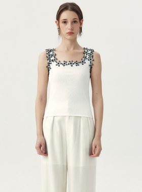 MON MYSTERE2025春夏新款白色针织花朵装饰背心修身上衣甜美百搭