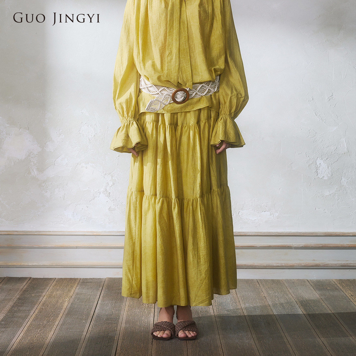 GUO JINGYI2026春夏新款高级优雅设计感黄绿色大摆长裙半身裙女士