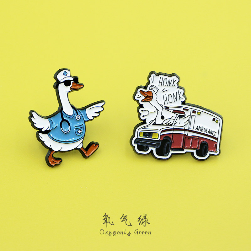ducktor急诊科医生鸭胸针可爱幽默医学生饰品白大褂装饰医学礼品图片