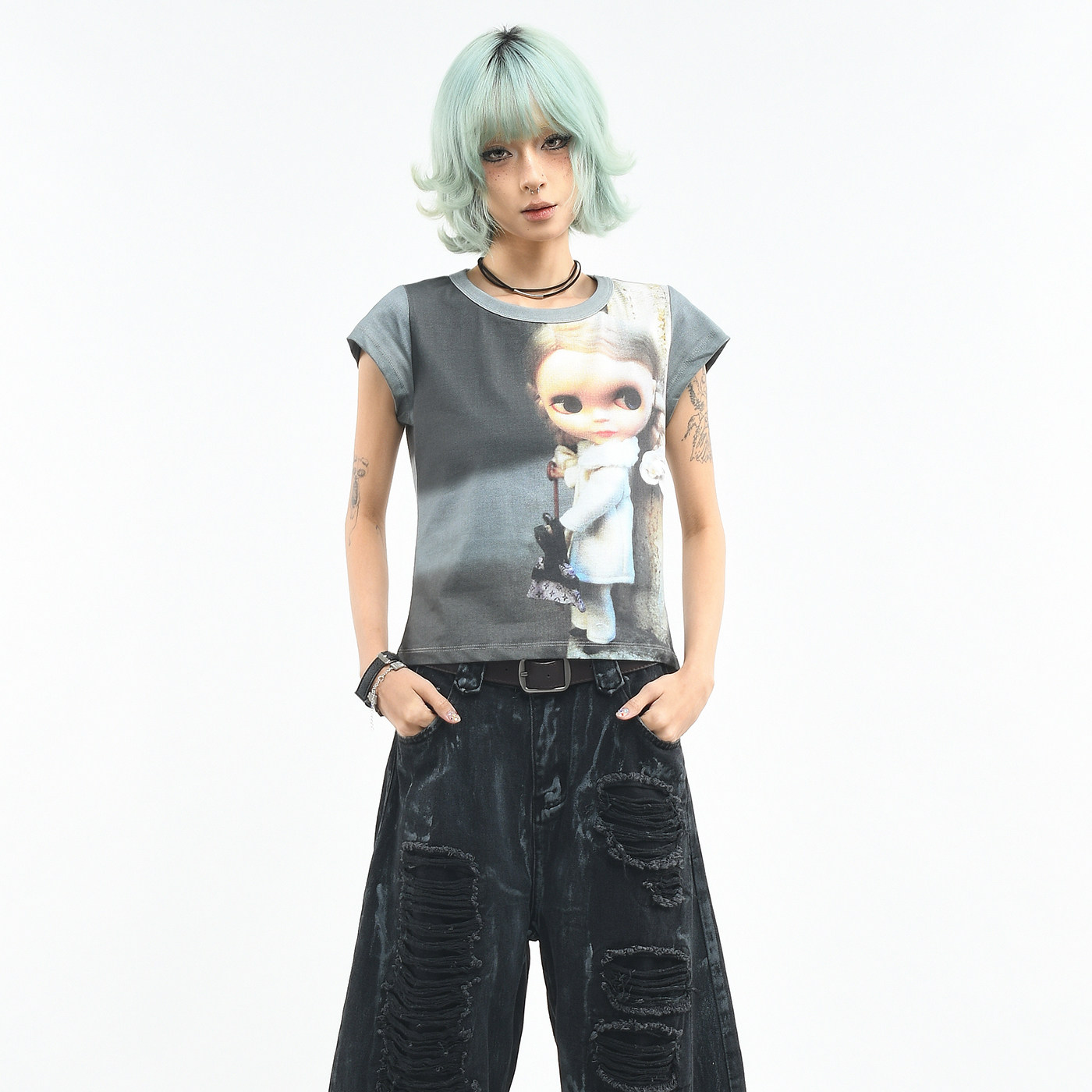 OV原创/卡通芭比娃娃印花正肩短袖T恤女夏季修身凉感抑菌短款上衣