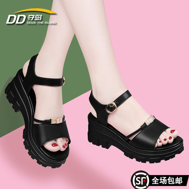 坡跟真皮凉鞋女厚底黑色松糕底