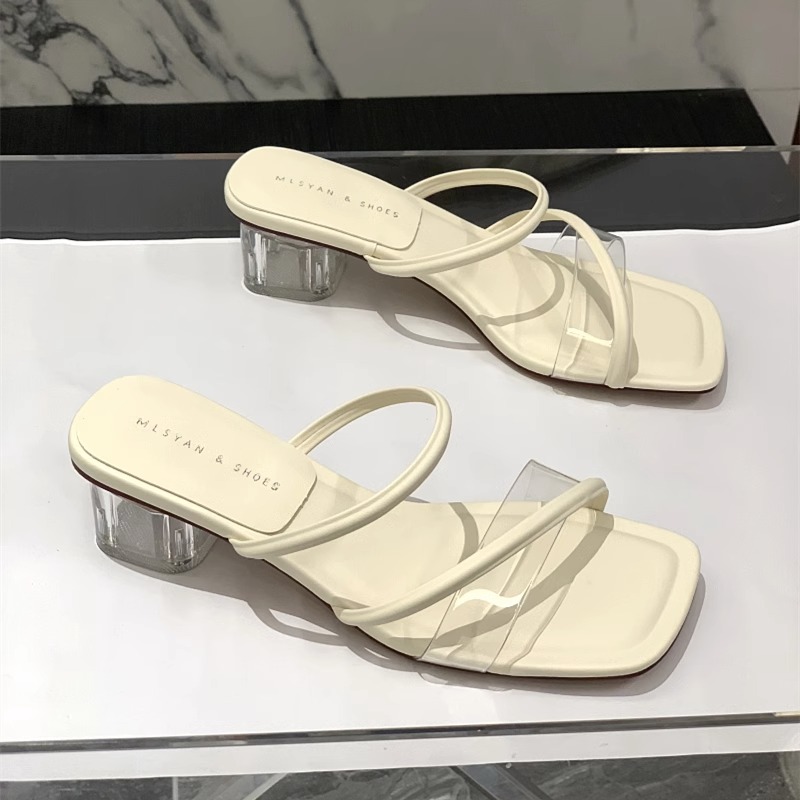品牌拖鞋女时尚外穿2025夏季气质百搭仙女风透明水晶跟一字带法式