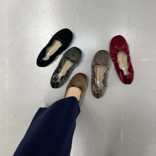 【CHICGIRL】圆头丝绒平跟芭蕾舞鞋女摇摇鞋浅口蝴蝶结单鞋蛋卷鞋