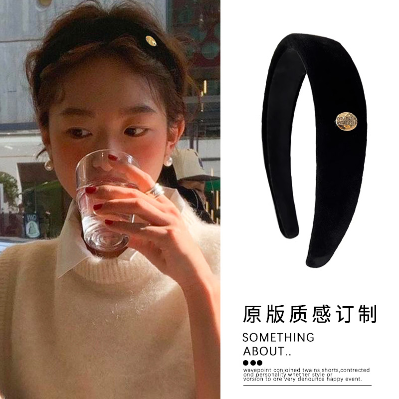 fever同款丝绒黑色小金标发箍