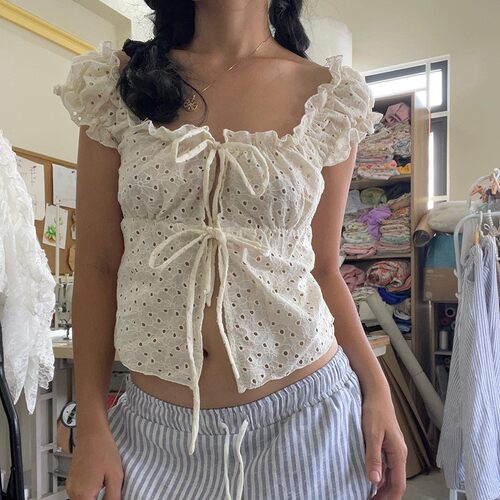 Sexy slim fit tie bow hollow top性感修身绑带蝴蝶结镂空上衣女