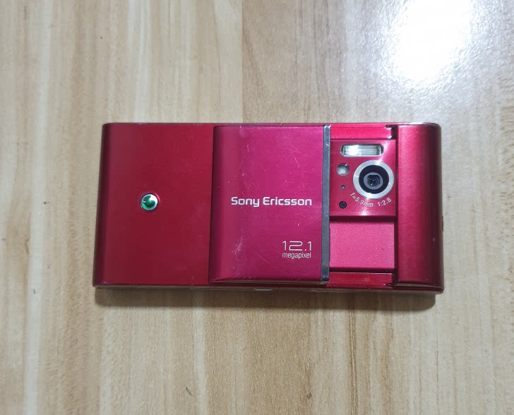sony ericsson/索尼爱立信 u1复古怀旧经典塞班触摸数码相机