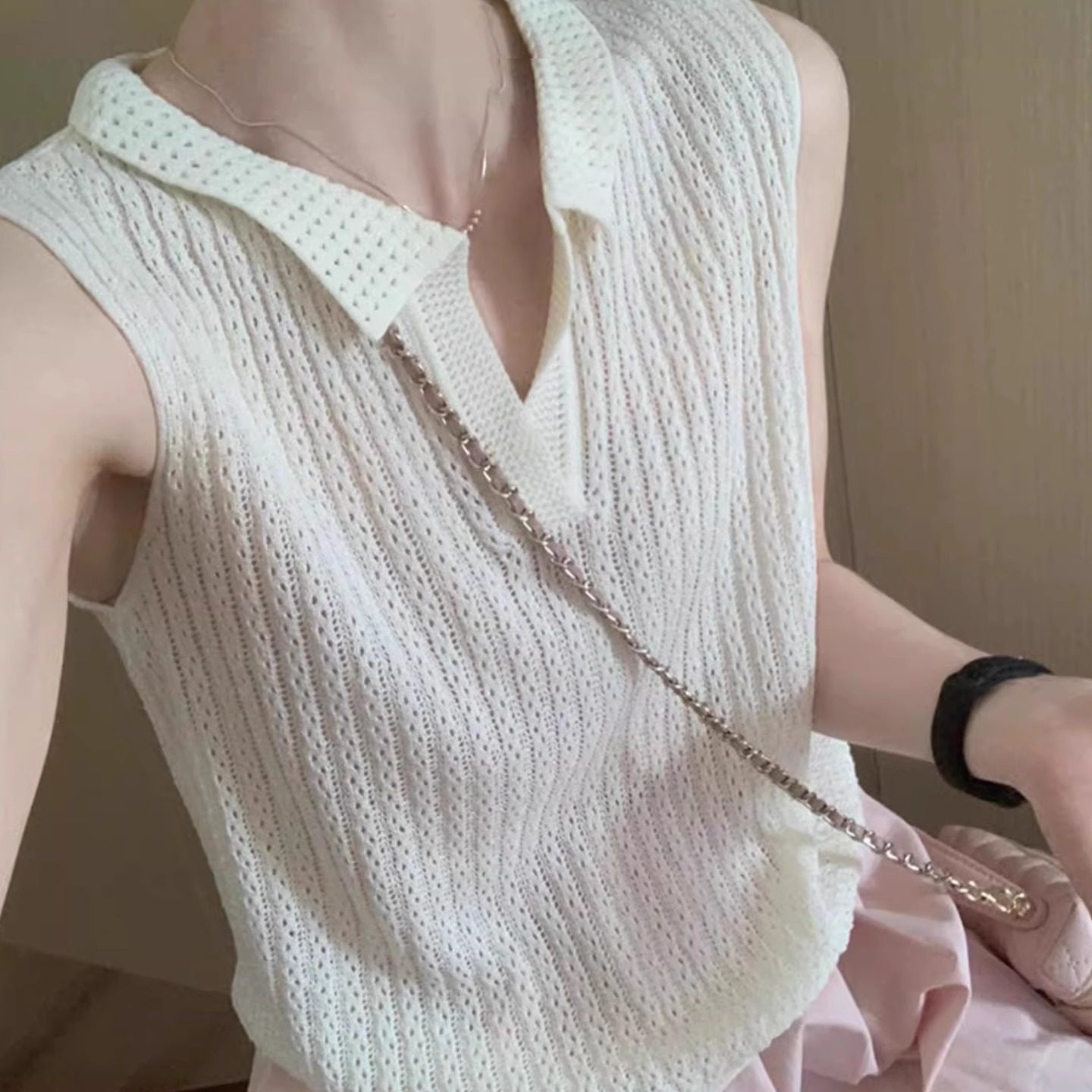 白色镂空polo领针织背心女夏季外穿多巴胺薄款冰丝v领无袖t恤上衣