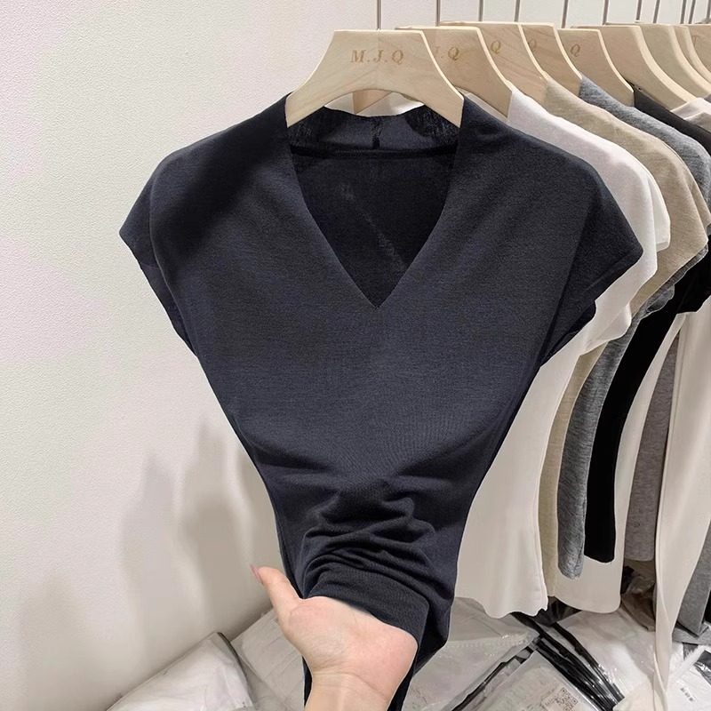 深灰色v领短袖针织衫女夏季高级感小飞袖修身收腰短款t恤上衣薄款