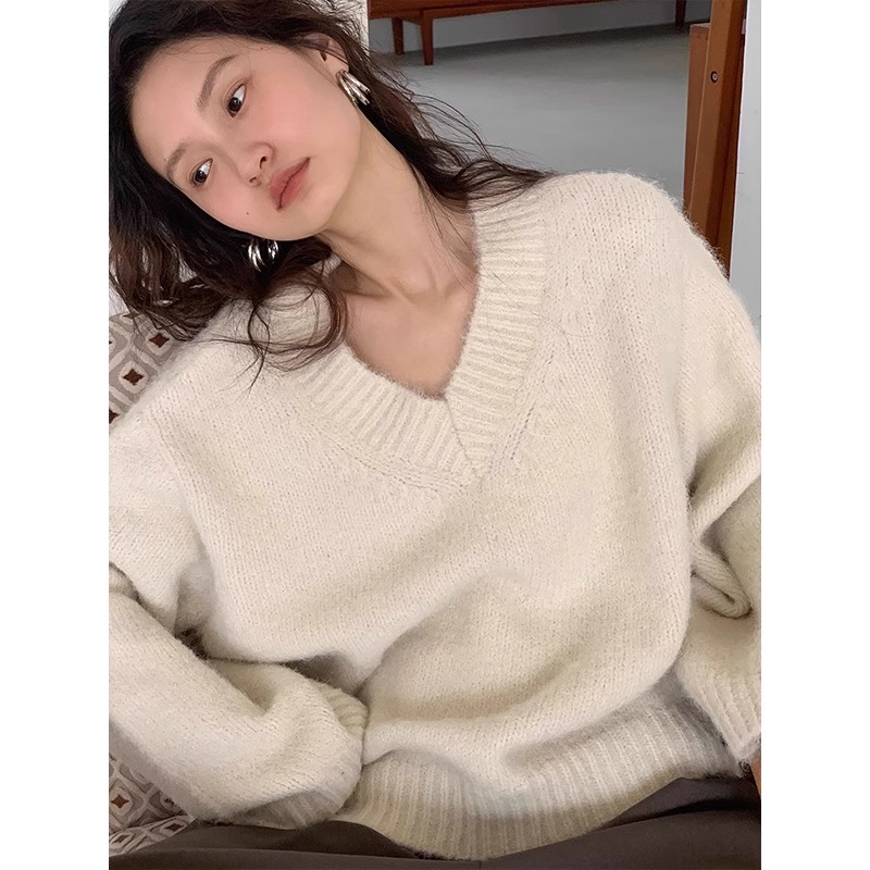 法式杏色V领套头毛衣女秋冬羊毛衫慵懒高级感宽松羊绒针织衫上衣