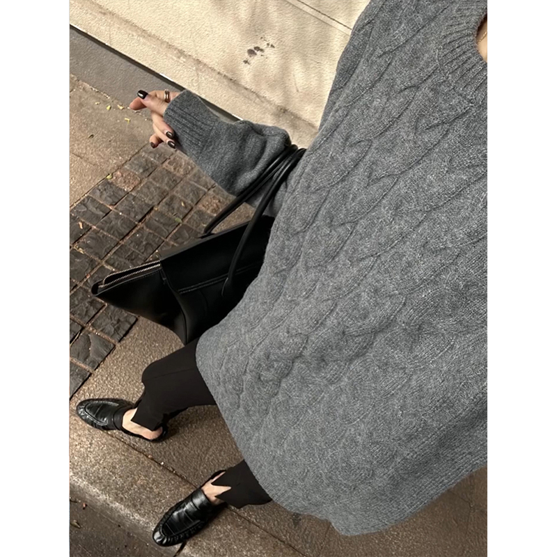 麻花圆领毛衣高级感宽松针织上衣