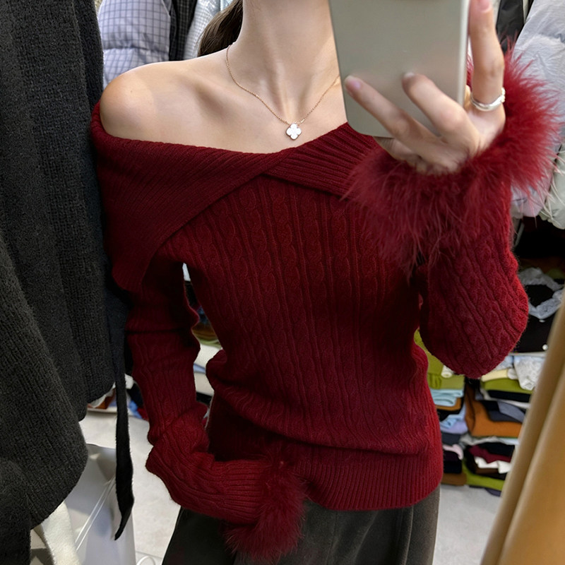 绝美红色一字肩麻花毛衣女秋冬毛毛袖修身内搭打底针织衫露肩上衣