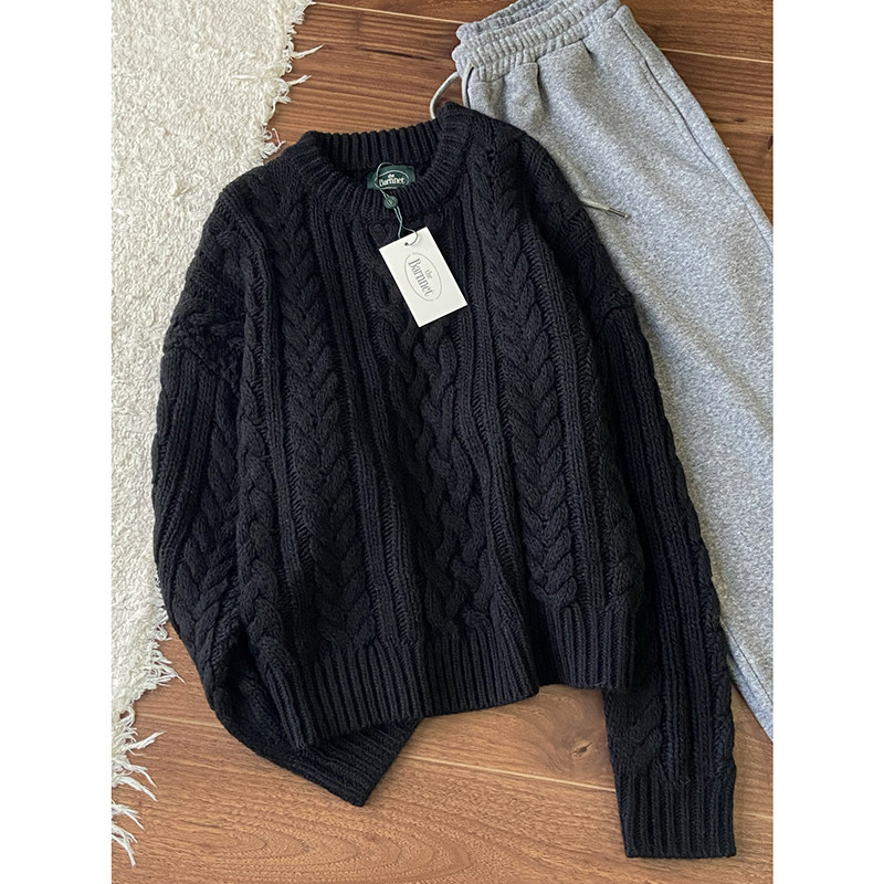 日系复古黑色圆领麻花毛衣女秋冬高级感外穿宽松针织衫内搭上衣厚