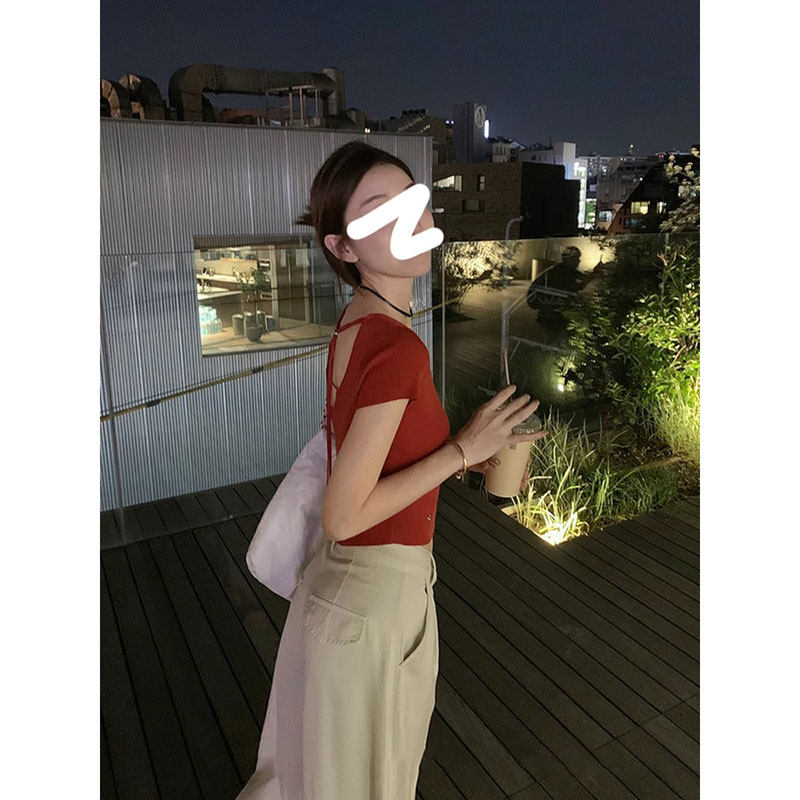 红色露背短袖T恤女夏季方领短款冰丝针织衫正肩修身镂空辣妹上衣