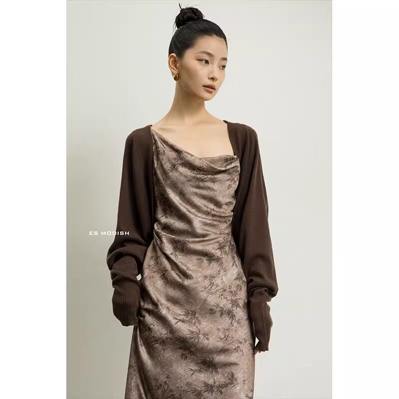 法式气质长袖针织开衫外套女秋季薄款高级感外搭短款坎肩罩衫上衣