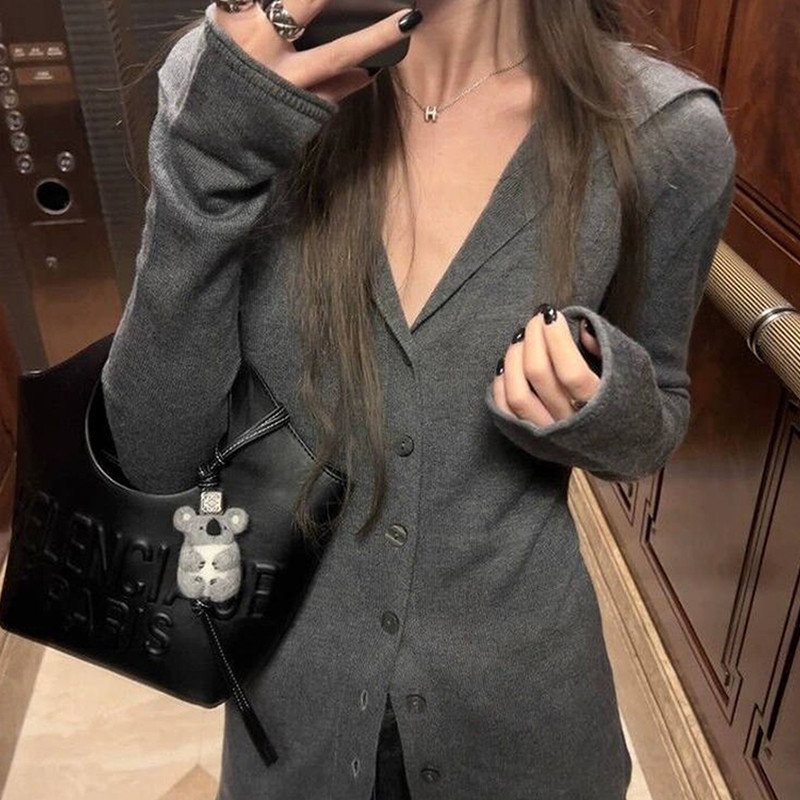 灰色中长款翻领针织开衫外套女秋冬老钱风内穿搭修身v领长袖上衣