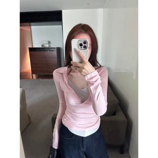 叠穿上衣薄款 设计感翻领正肩修身 t恤女春季 辣妹粉色v领假两件长袖