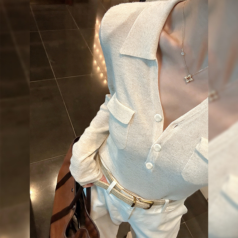 燕麦色v领长袖针织衫女春季老钱风穿搭修身polo领t恤内搭打底上衣