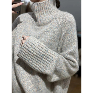 欧洲站慵懒风灰色高领毛衣女秋冬套头浣熊绒软糯高级感欧货针织衫