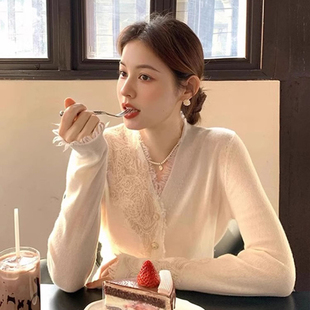 小香风白色v领蕾丝针织开衫女秋冬高级感毛衣内搭打底衫气质上衣