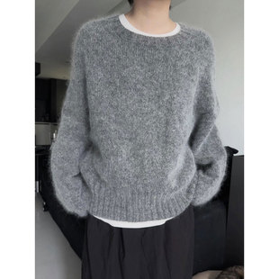 灰色浣熊绒圆领厚毛衣女秋冬可外穿内搭慵懒高级感宽松针织衫上衣
