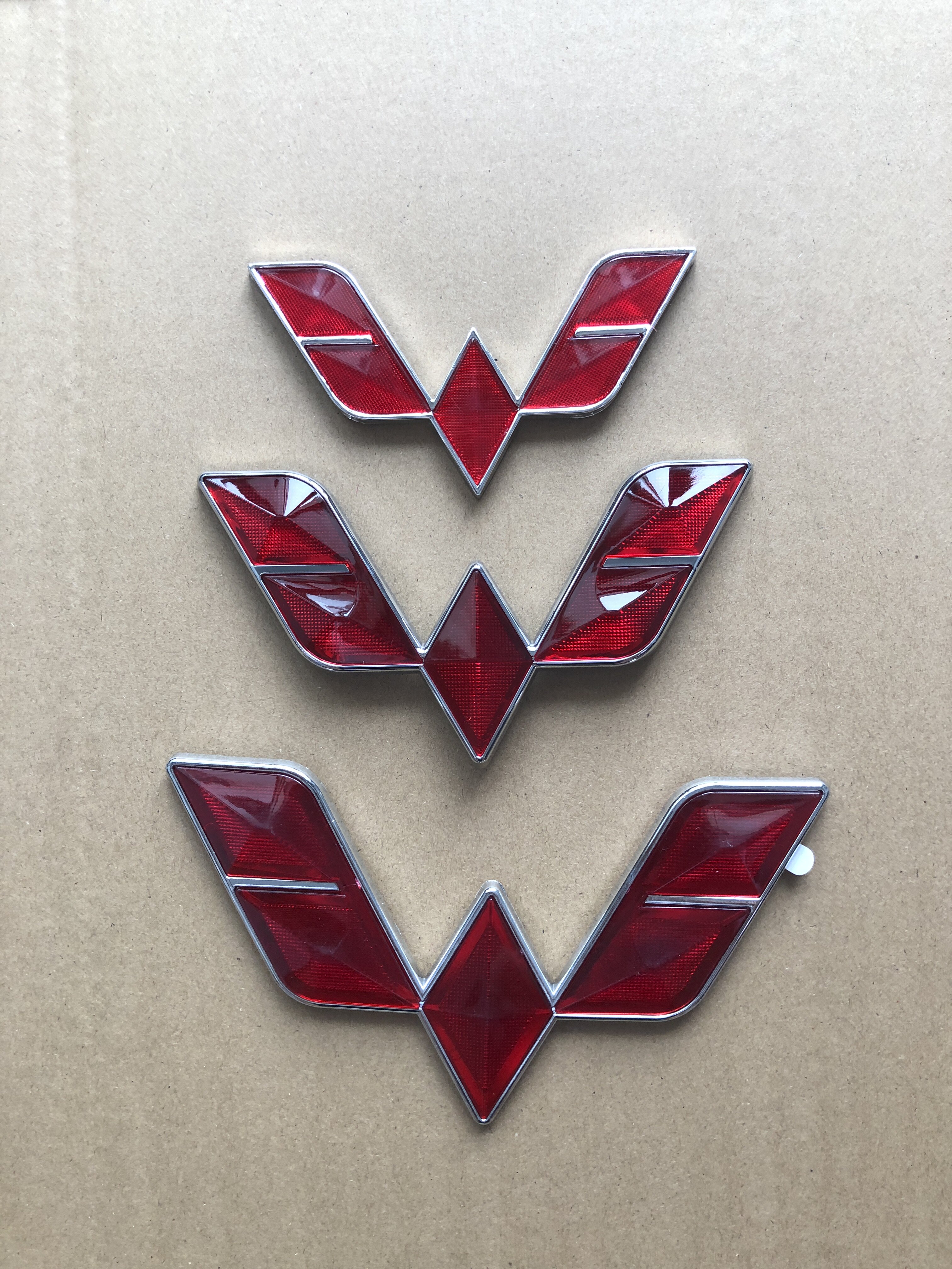 适配五菱之光荣光宏光鸿途兴旺宏光s宏光v征程前后车标 五菱标志