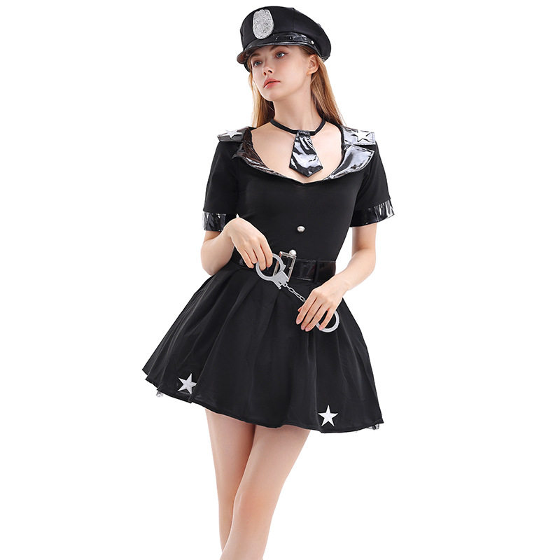 女警cosplay万圣节派对服短裙