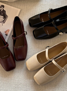 红色法式简约方头玛丽珍单鞋女2026新款一字带百搭通勤粗跟小皮鞋