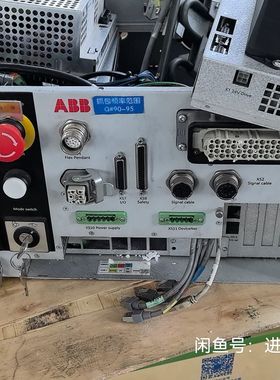 机器人驱动器IRC5 M2004出售 配件出如图。当配