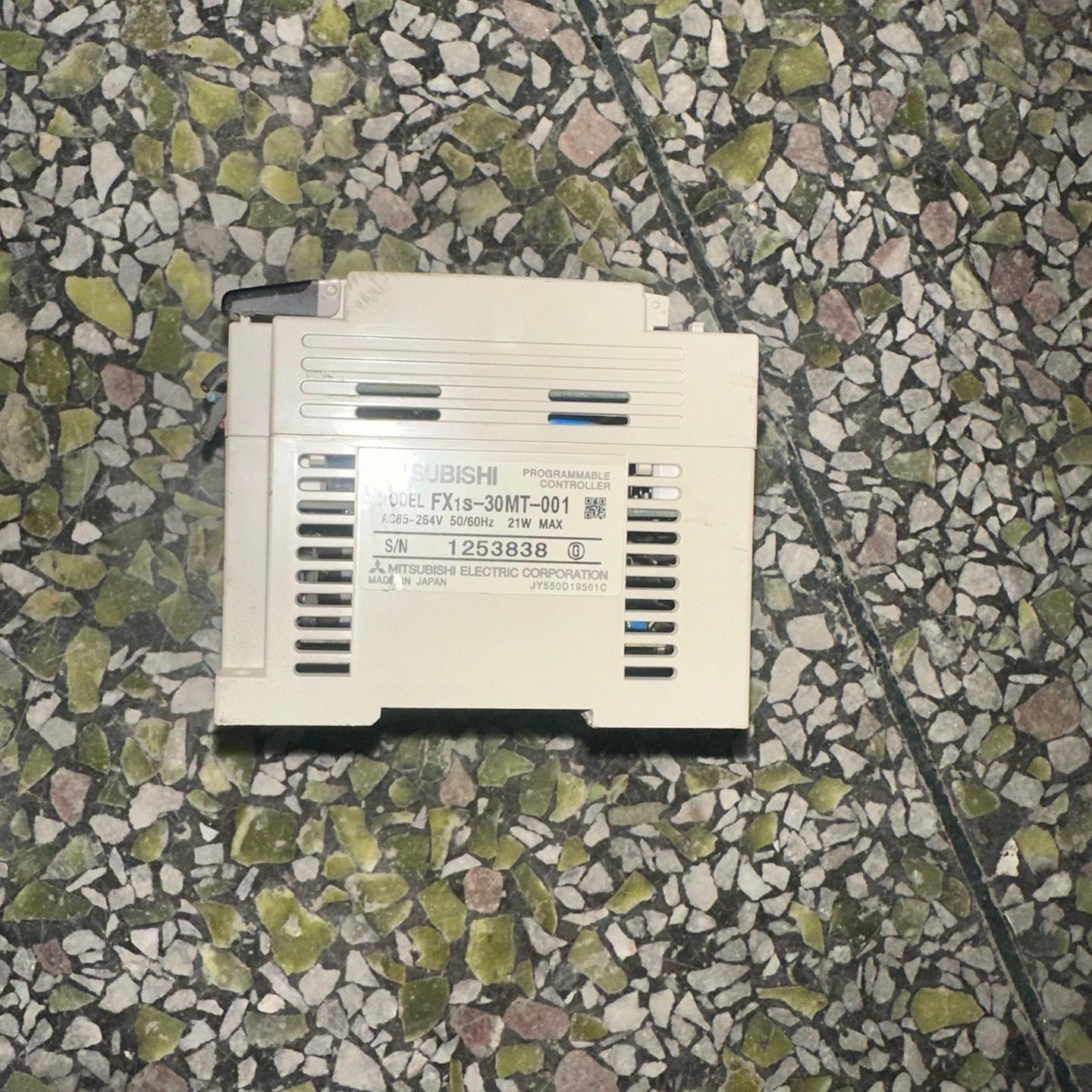 三菱PLC FX1S-30MT-001拆机包好 不包邮