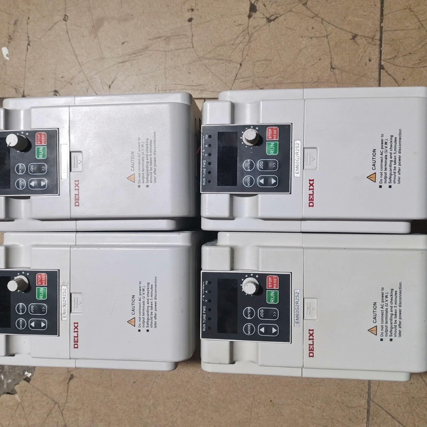 拆机变频器CDI-EM60G2R2S2 2.2KW/2