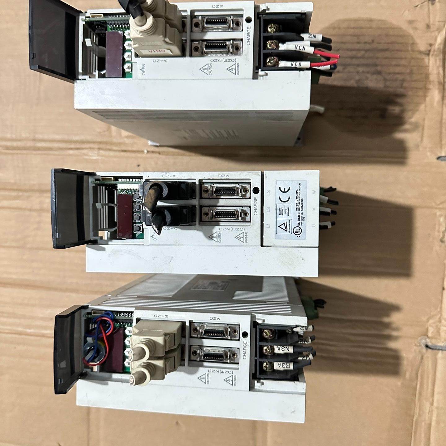 MR-J2S-70A伺服驱动器 拆机 实物实拍 功能