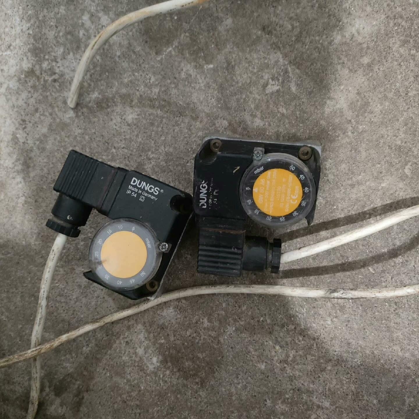 GW50A6  冬斯气压开关两个 功能正常商品售