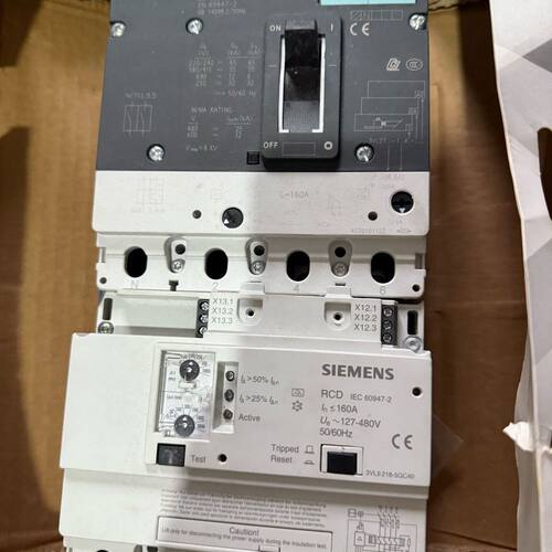 断路器 VL160  3P  160A  3VL271