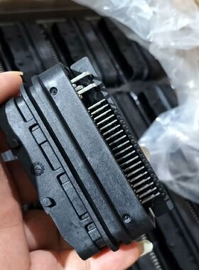 连接器81P针座插头 PR4.081.0105/81芯黑色独