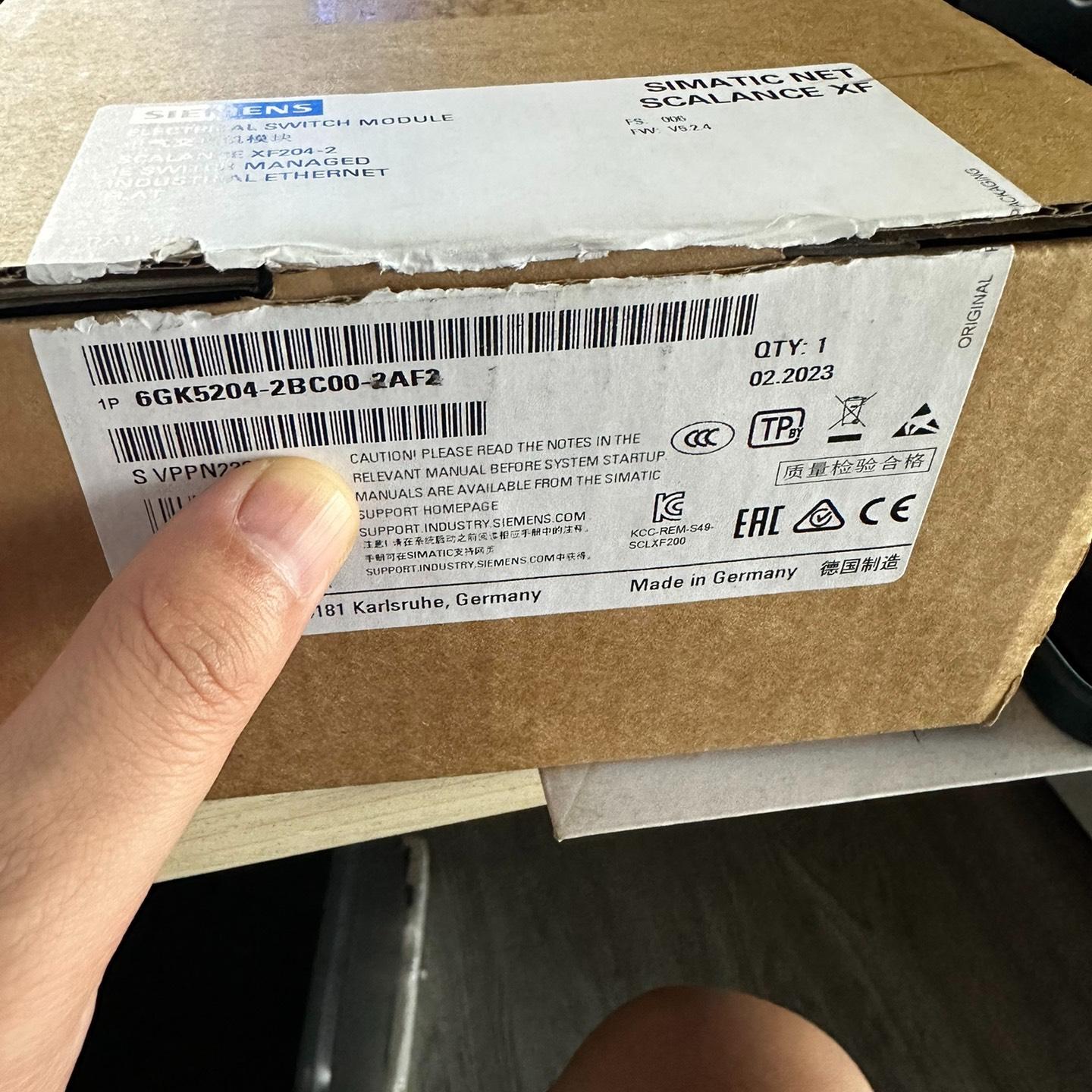 6GK5204-2BC00-2AF2XF204-2 扁