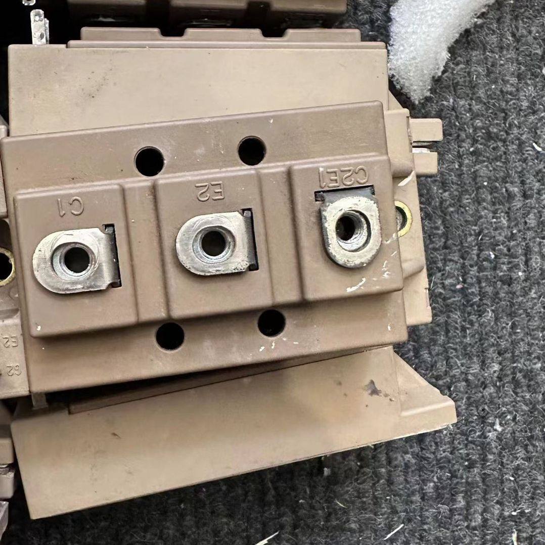 模块2MBI200UM-120-50拆机 成色漂亮