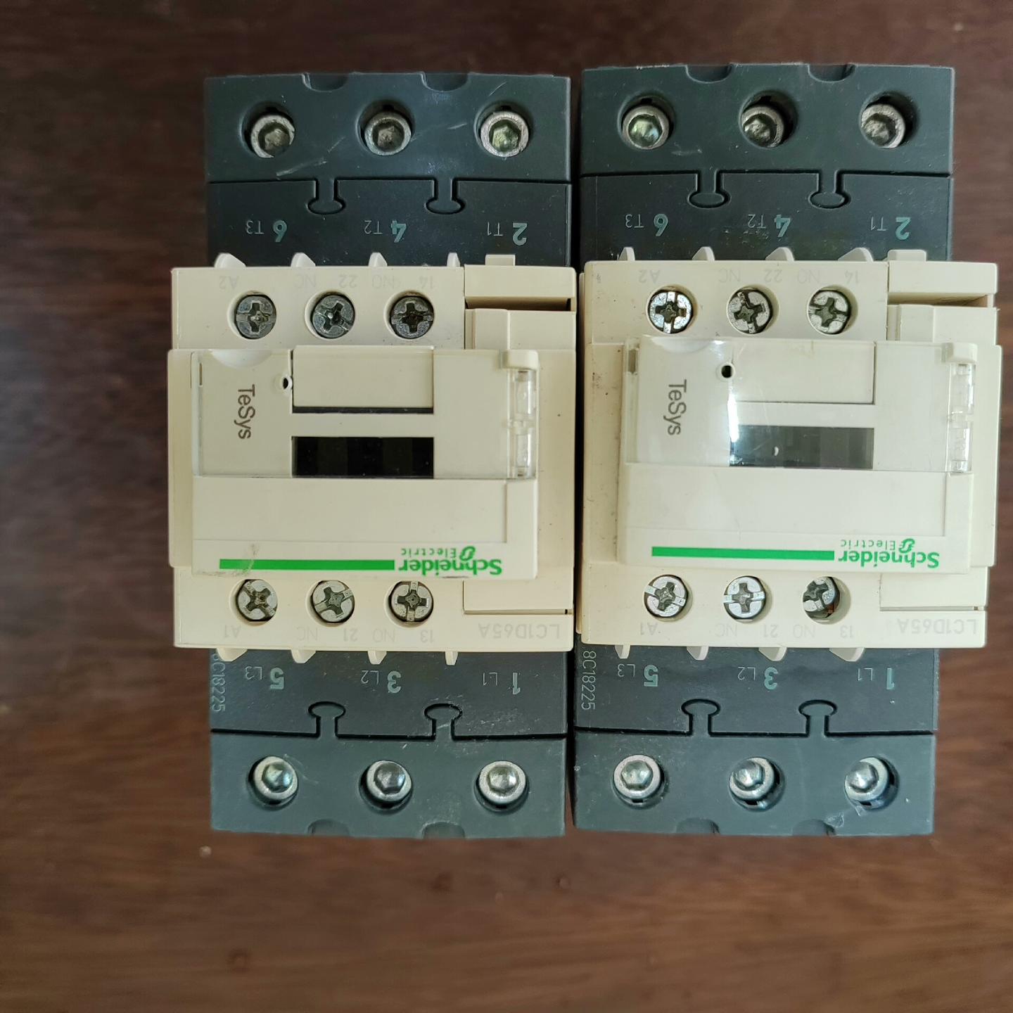 施耐德Lc1D交流接触器