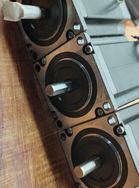 雷赛步进电机 57HS21A－B15 雷赛57步进电机。宝贝