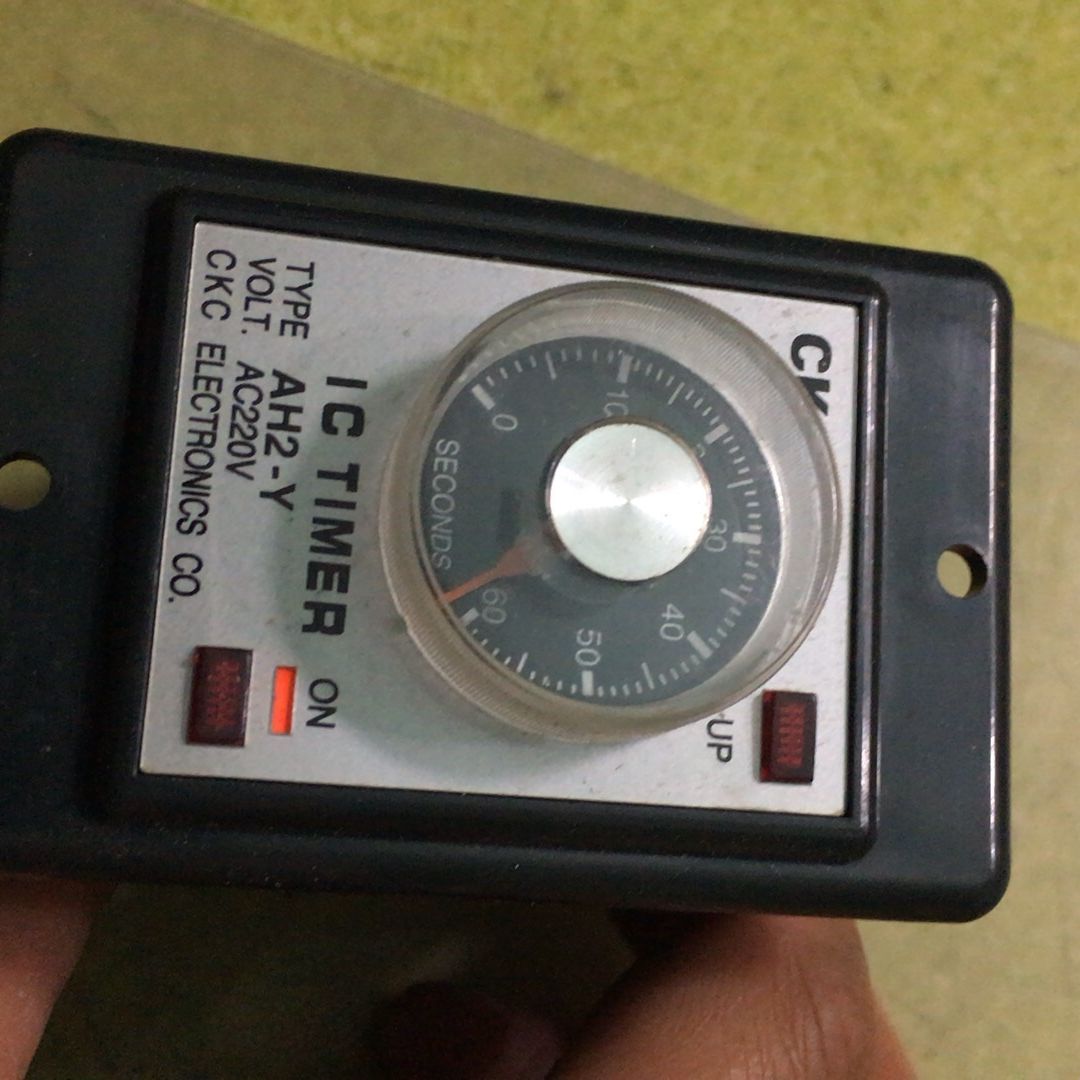 台湾CKC时间继电器 AH2-Y2 60S AC220V
