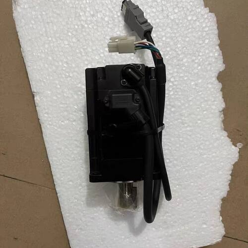 安川伺服 SGM7J-04A7C6S 工程余品没 有