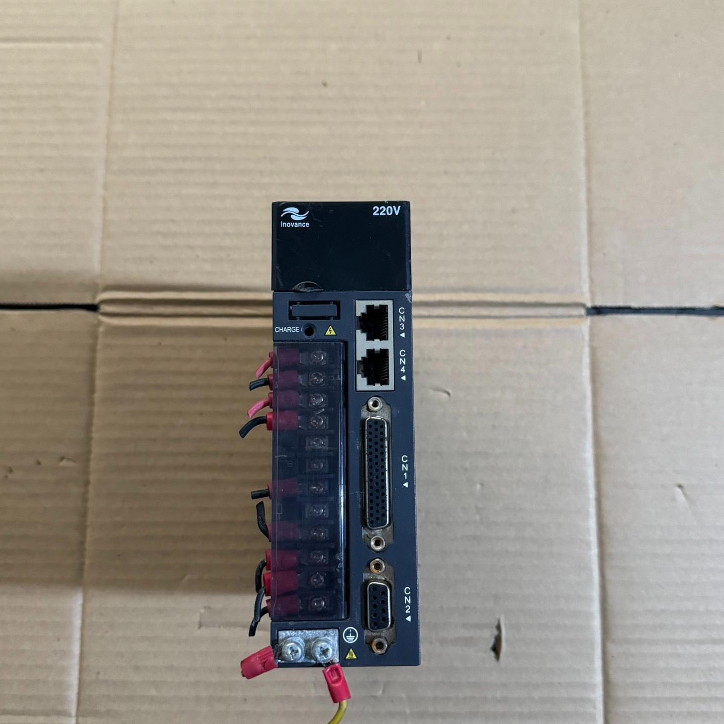 汇川400w驱动器IS600PS2R8I  成色如图  实物