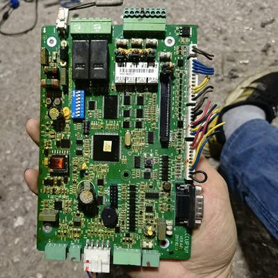 维谛Vertiv 艾默生 ECCUP1U1电源柜监控板拆机一