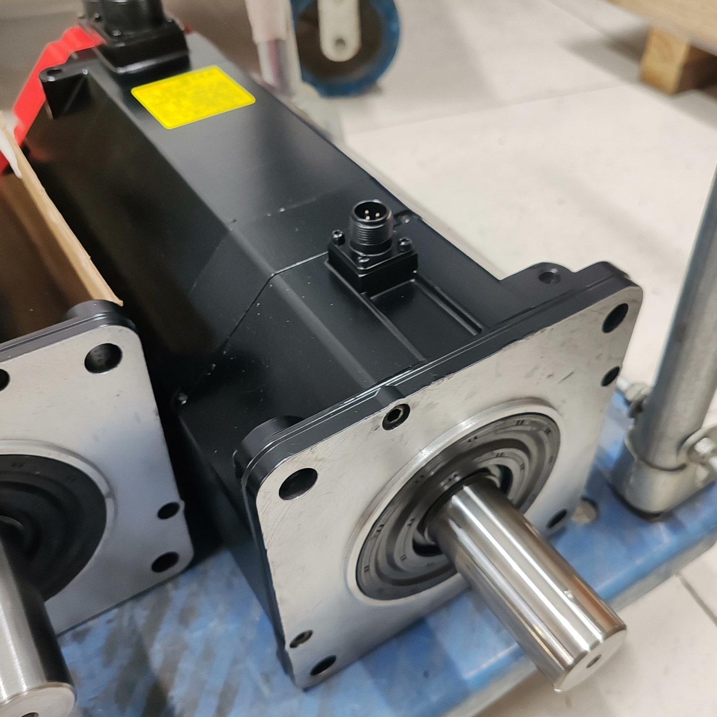 A06B-0147-B177α22/2000 22NM