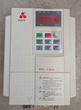 三品变频器SANP-2.2G/3.7P-3P-DG-XT 2