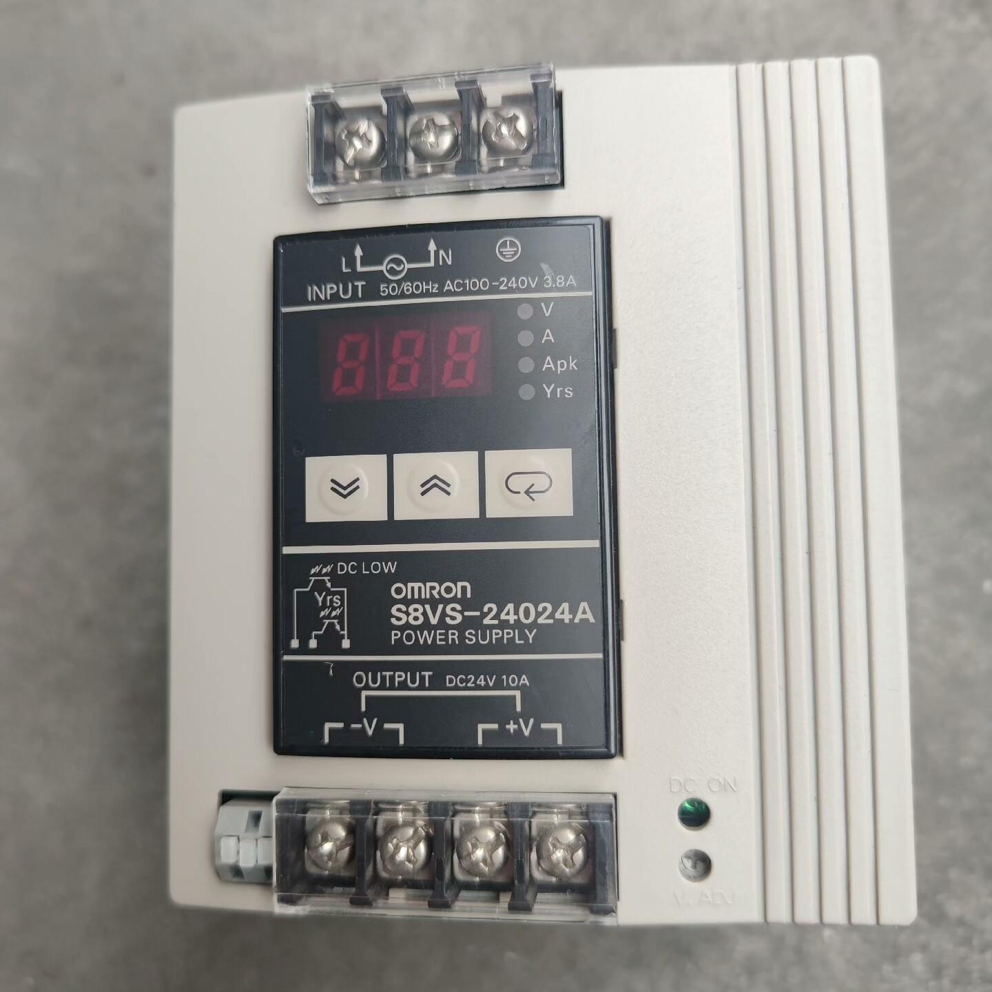 欧姆龙电源 S8VS-24024A  24v 10A 成色很