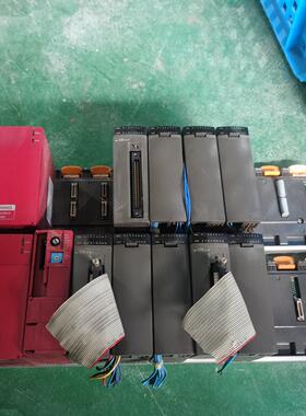 拆机PLC  NP1PU-048E NP1S-22