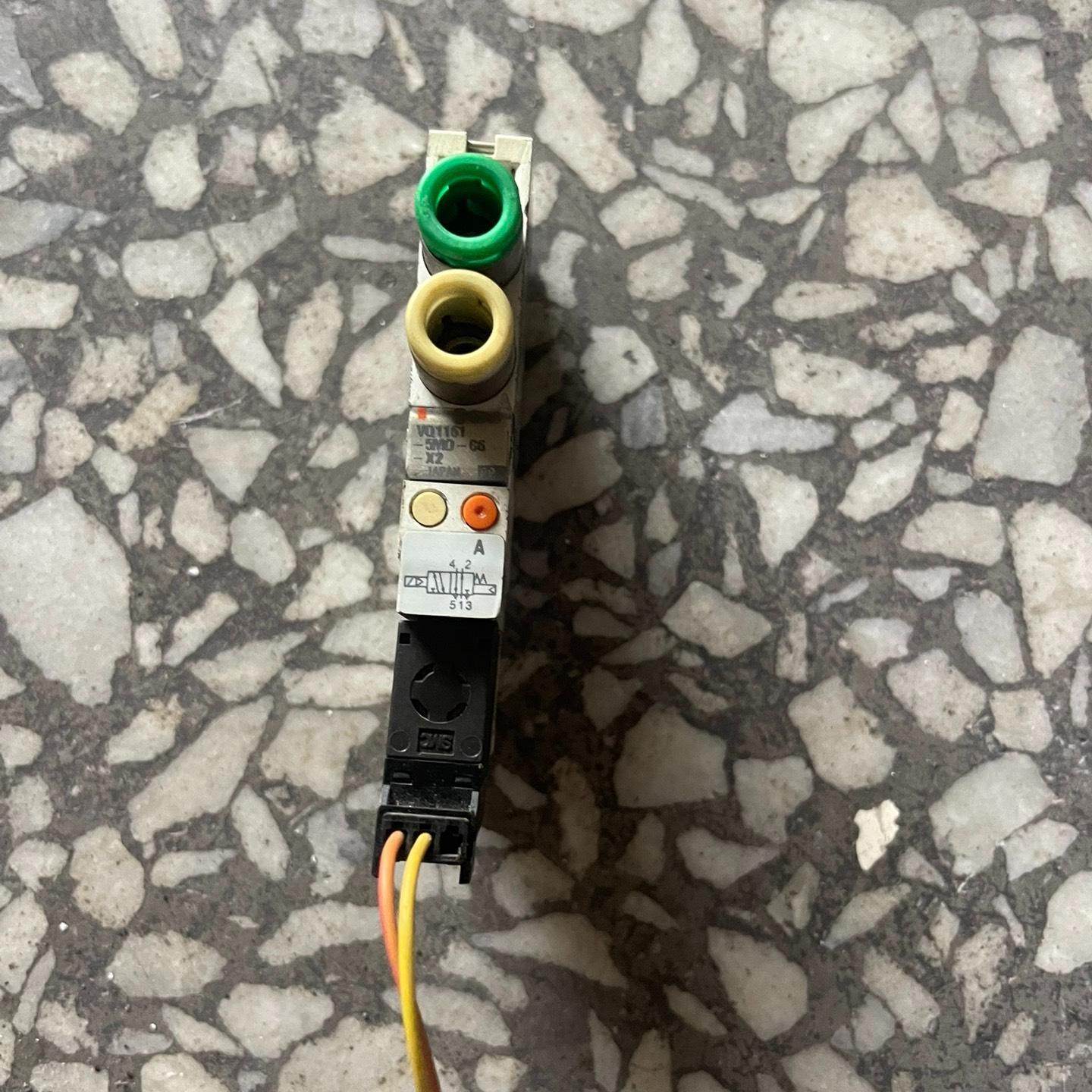 VQ1161-5M0-C6-X2 电磁阀 拆机的  有5